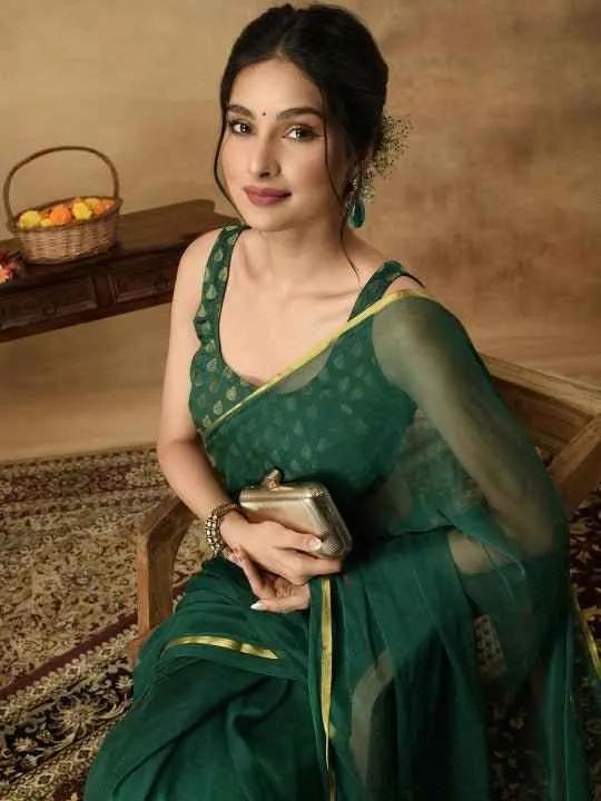 Nidha Emerald Elegance Chiffon Saree
